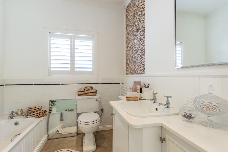 4 Bedroom Property for Sale in Newlands Western Cape